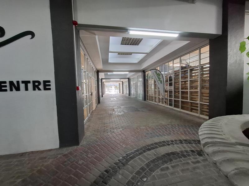 To Let 2 Bedroom Property for Rent in Strand Western Cape